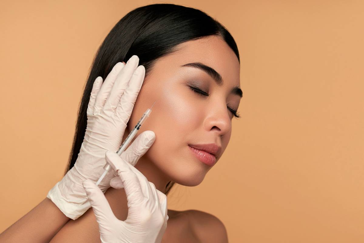 featured image for article about 4 factors that affect dermal filler longevity